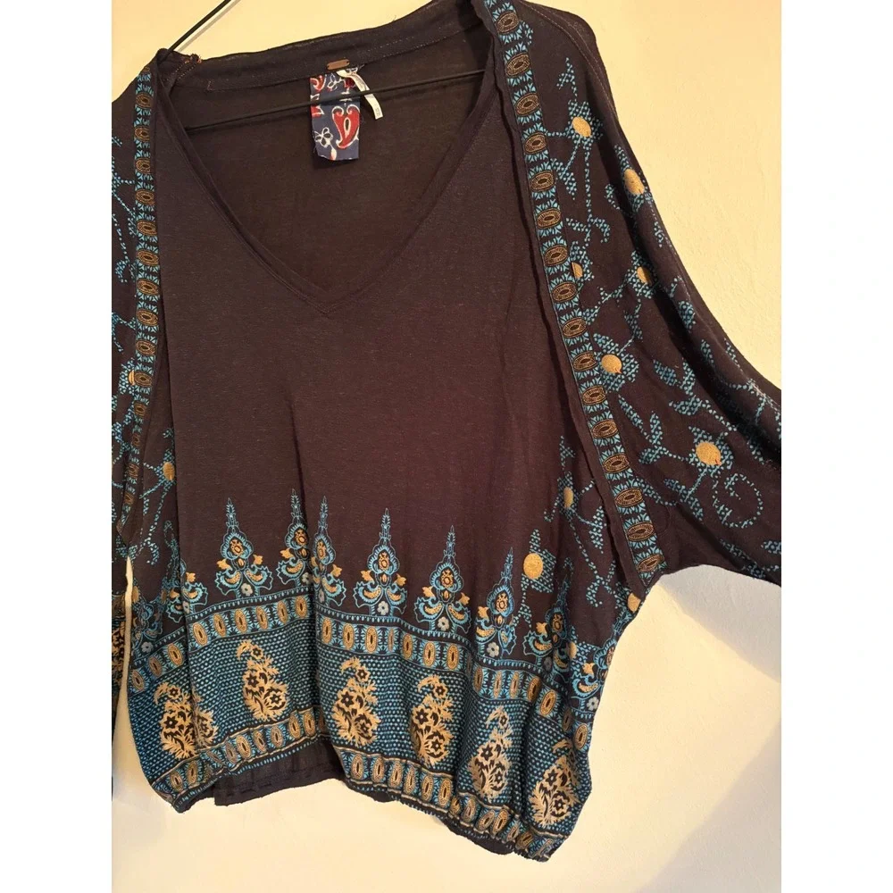 Free People Top XS Black Blue Paisley Dolman Sleeve Boho Festival Gypsy Indie